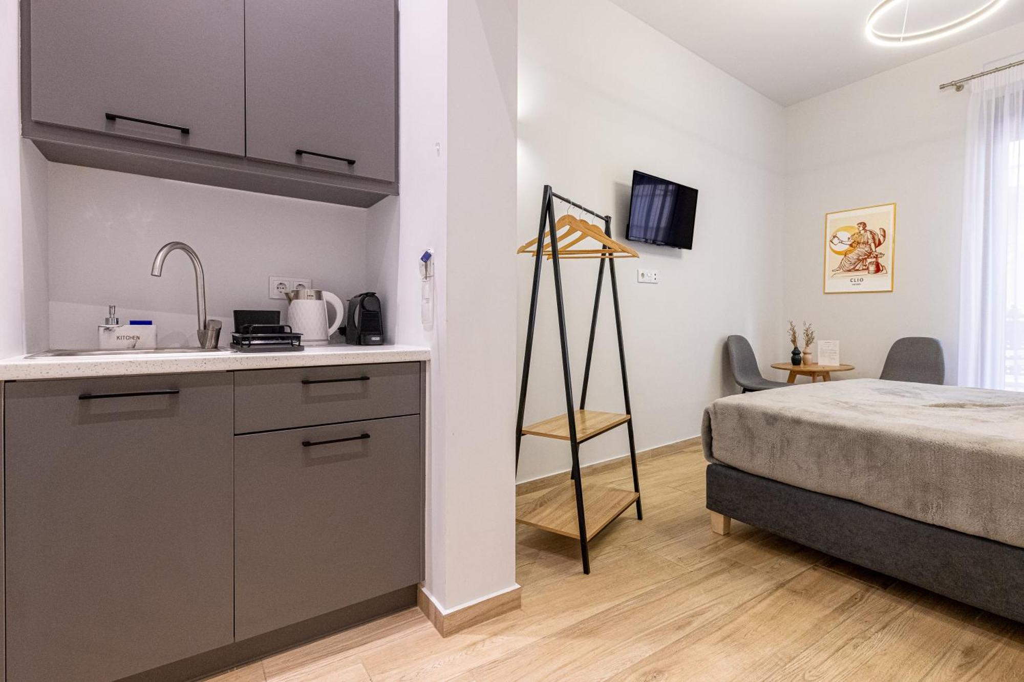 Phaedrus Living: The Nine Muses Clio Appartement Athene Buitenkant foto